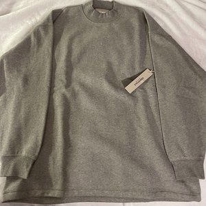 ESSENTIALS FEAR OF GOD DARK OATMEAL SWEATSHIRT -- NEVER WORN SIZE MED